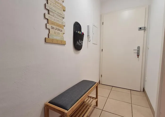 Sarahs Village شقة